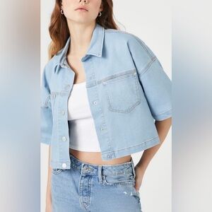 NWT Forever 21 - Cropped denim drop sleeve shirt